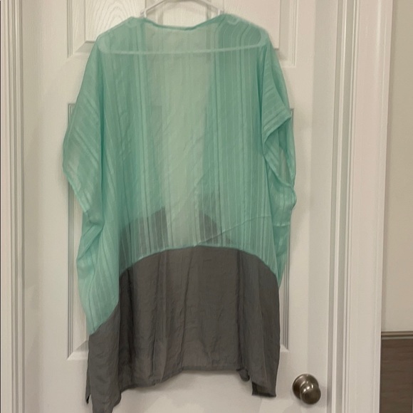 Mint and grey kimono/coverup - Picture 2 of 2